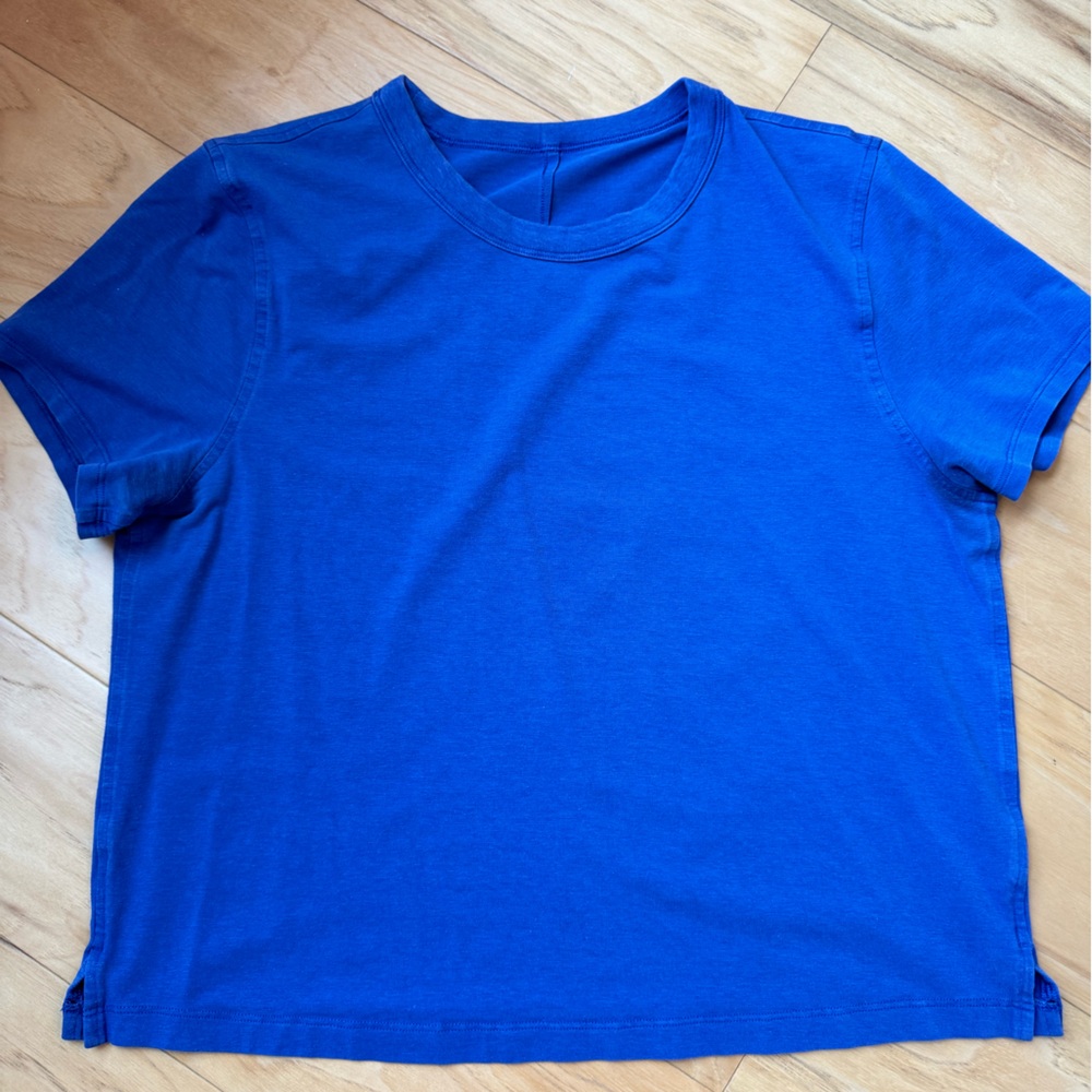 Lululemon classic fit cotton blend t-shirt